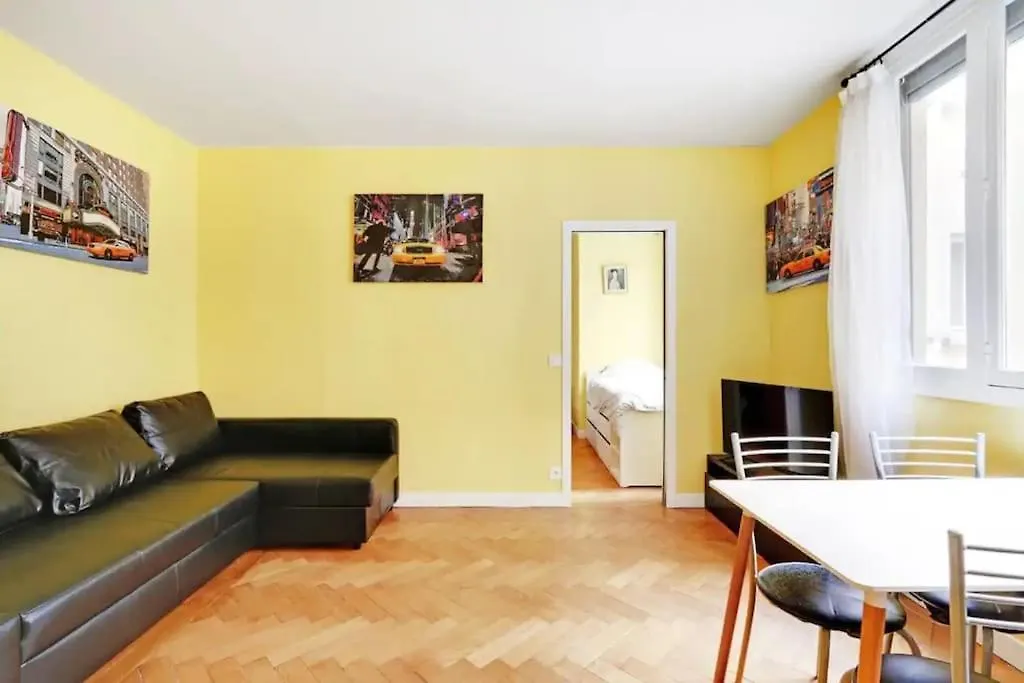 Bright Getaway Near Montparnasse * פריז