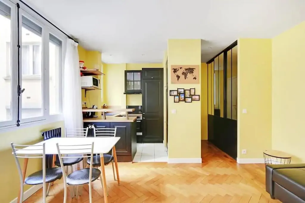 Bright Getaway Near Montparnasse
